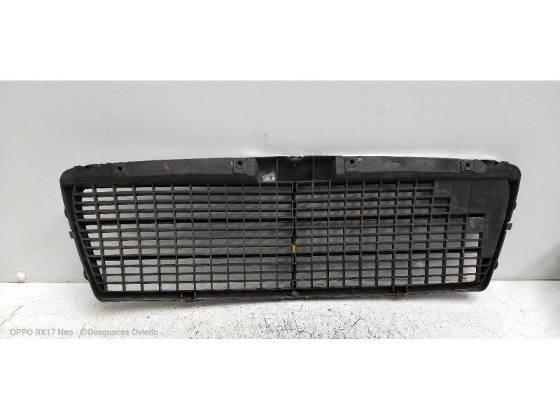 Recambio de rejilla delantera para mercedes clase e (w210) berlina diesel 300 diesel (210.020) referencia OEM IAM   
