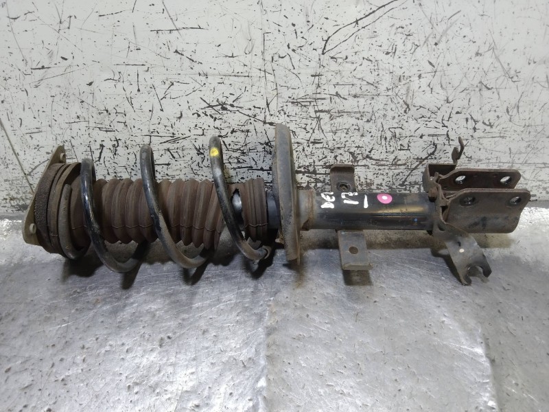 Recambio de amortiguador delantero izquierdo para renault clio iv business referencia OEM IAM 543026988R  