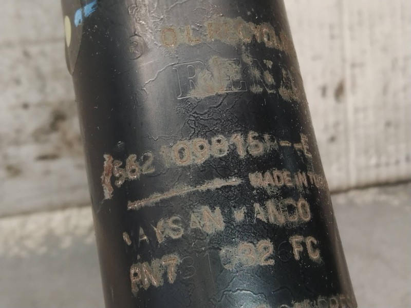 Recambio de amortiguador trasero izquierdo para renault clio iv business referencia OEM IAM 562109815R  