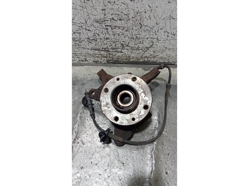 Recambio de mangueta delantera izquierda para renault megane i fase 2 berlina (ba0) 1.9 dci expression referencia OEM IAM   