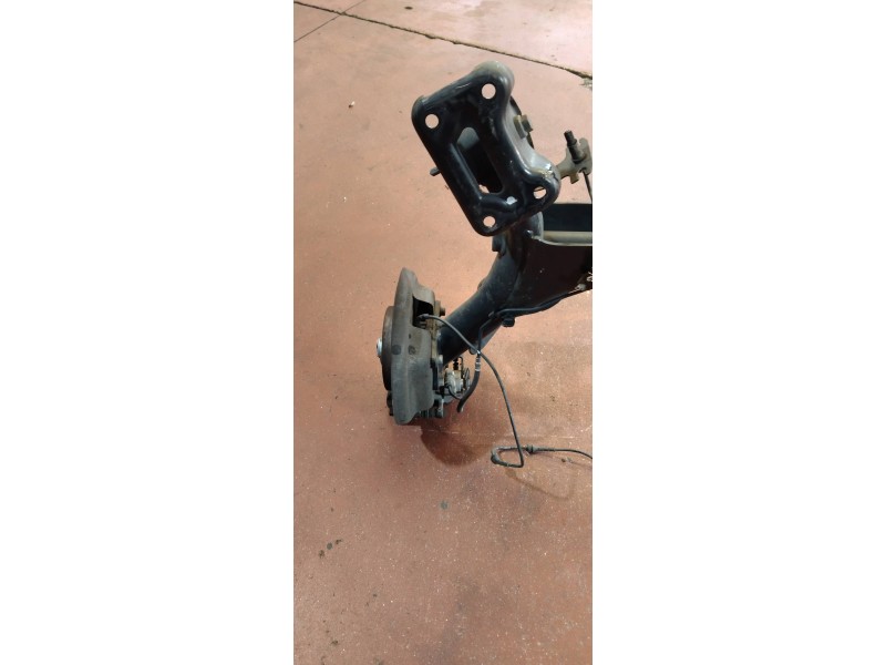 Recambio de puente trasero para peugeot 308 sw sport referencia OEM IAM DISCO/ABS  