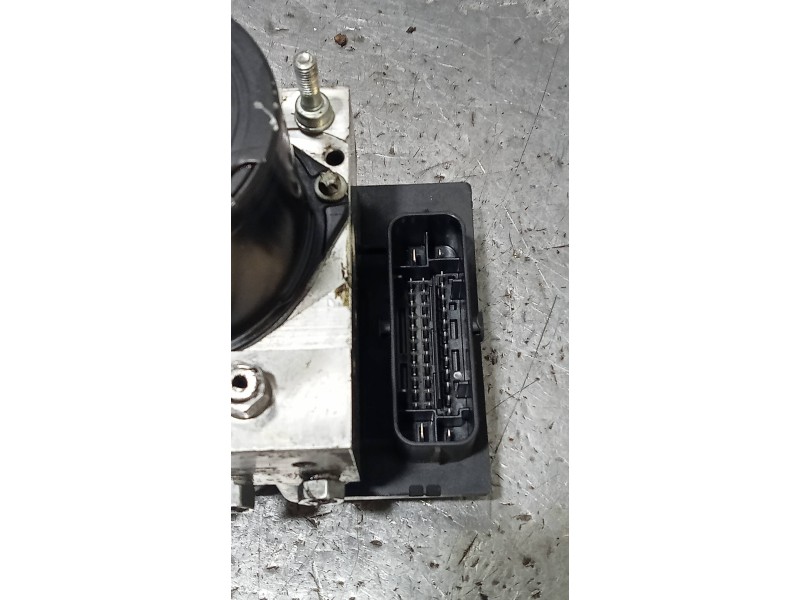 Recambio de abs para seat ibiza (6j5) 1.9 tdi referencia OEM IAM 0265239000 6R614517H 