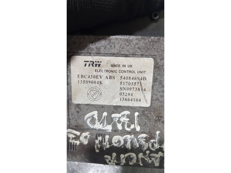 Recambio de abs para lancia ypsilon (101) 1.3 16v multijet argento referencia OEM IAM 54084694D 13509004K 