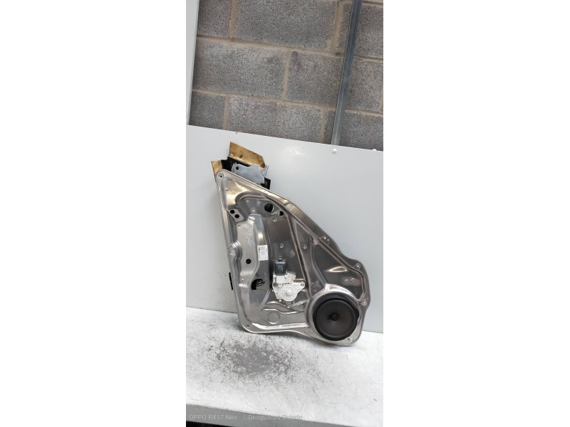 Recambio de elevalunas trasero derecho para mercedes clase e (w212) lim. e 220 bluetec 4matic (212.011) referencia OEM IAM A2048