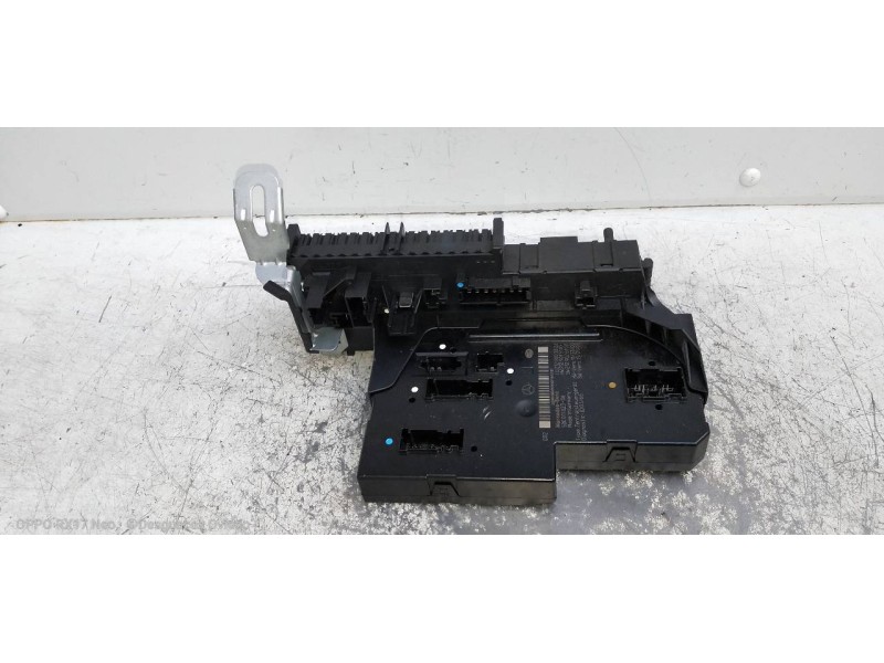 Recambio de caja reles / fusibles para mercedes clase e (w212) lim. e 220 bluetec 4matic (212.011) referencia OEM IAM 2129003822