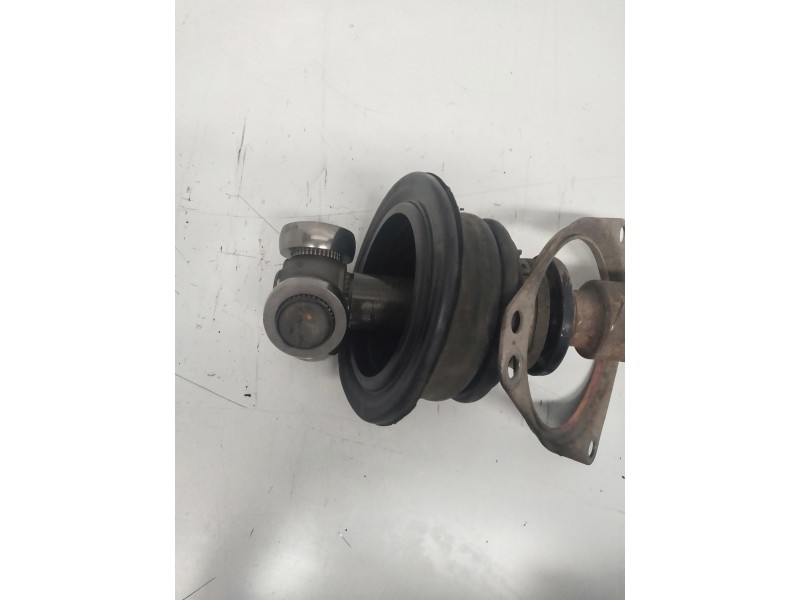 Recambio de transmision delantera izquierda para renault laguna ii (bg0) confort authentique referencia OEM IAM 8200470131  