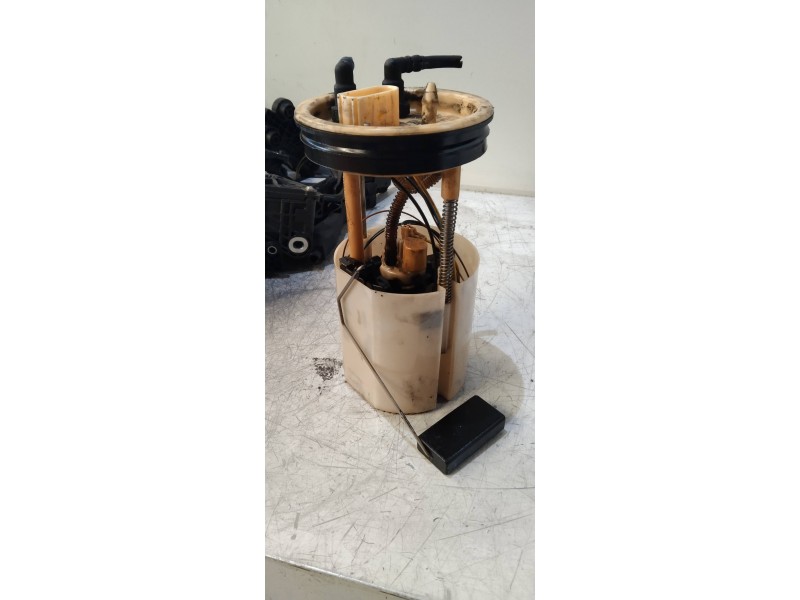 Recambio de bomba combustible para audi a1 (8x) attraction referencia OEM IAM 6R0919050 A2C53297561 