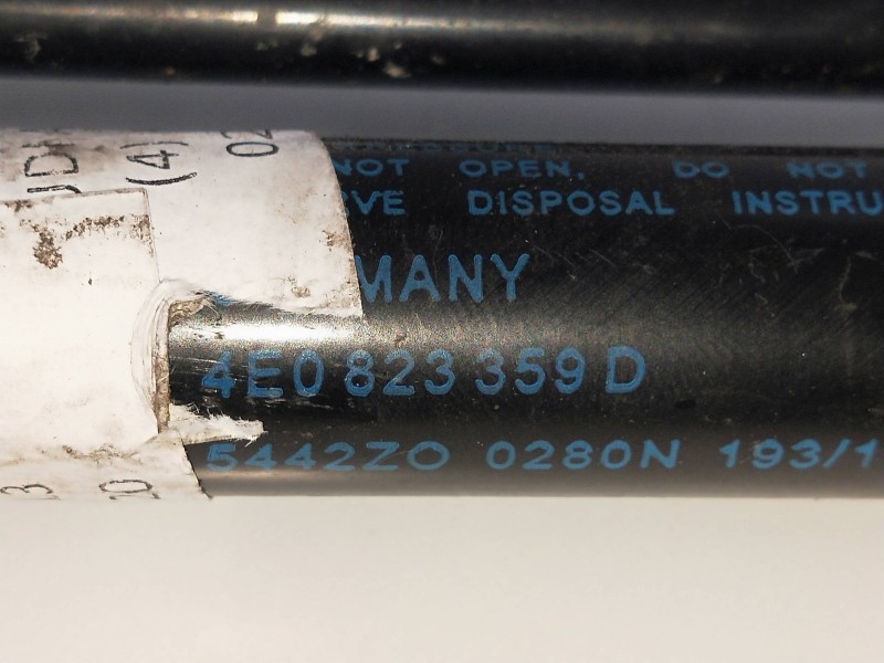 Recambio de amortiguadores capo para audi a8 (4e2) 3.7 quattro referencia OEM IAM 4E0823359D  