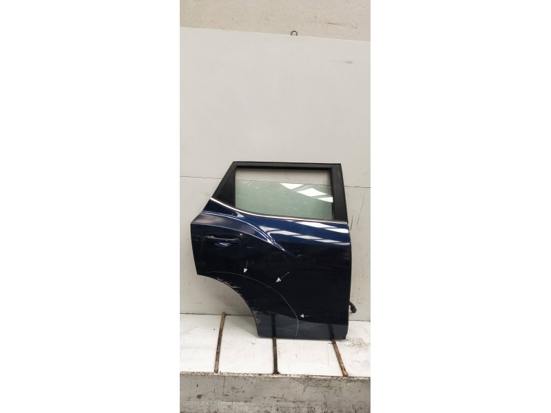 Recambio de puerta trasera derecha para ssangyong tivoli crystal 4x2 referencia OEM IAM   