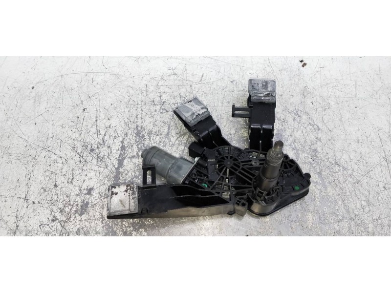 Recambio de motor limpia trasero para peugeot 308 allure referencia OEM IAM 9677680580 0390208008 