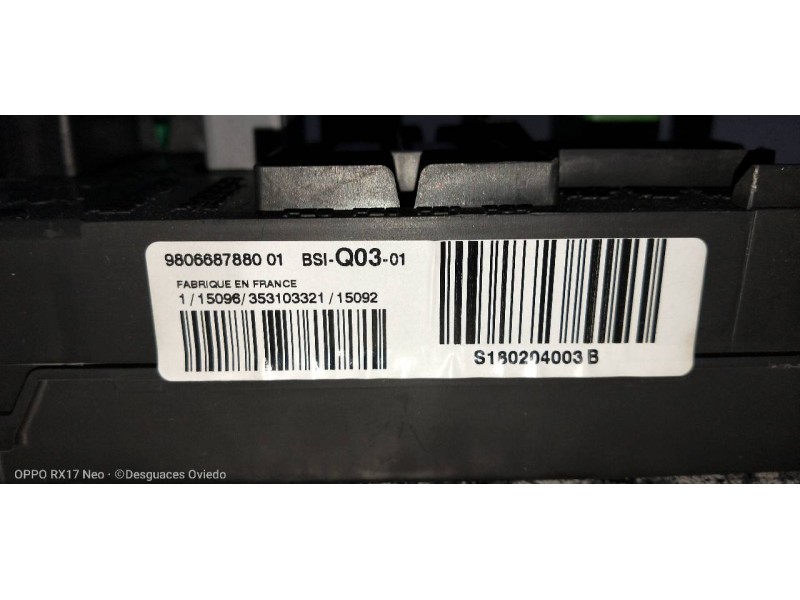 Recambio de caja reles / fusibles para peugeot 308 allure referencia OEM IAM 9806687880 BSIQ0301 S180204003B