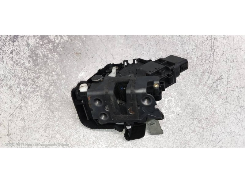 Recambio de motor cierre centralizado trasero izquierdo para ford focus berlina (cap) trend referencia OEM IAM 4M5AR26413BB  