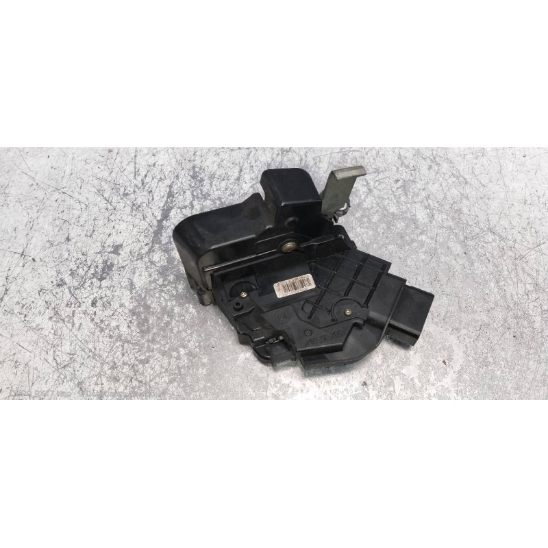Recambio de motor cierre centralizado trasero izquierdo para ford focus berlina (cap) trend referencia OEM IAM 4M5AR26413BB  