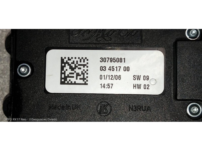 Recambio de mando elevalunas delantero izquierdo para volvo s40 berlina 2.0 d kinetic referencia OEM IAM 30795081 03451700 