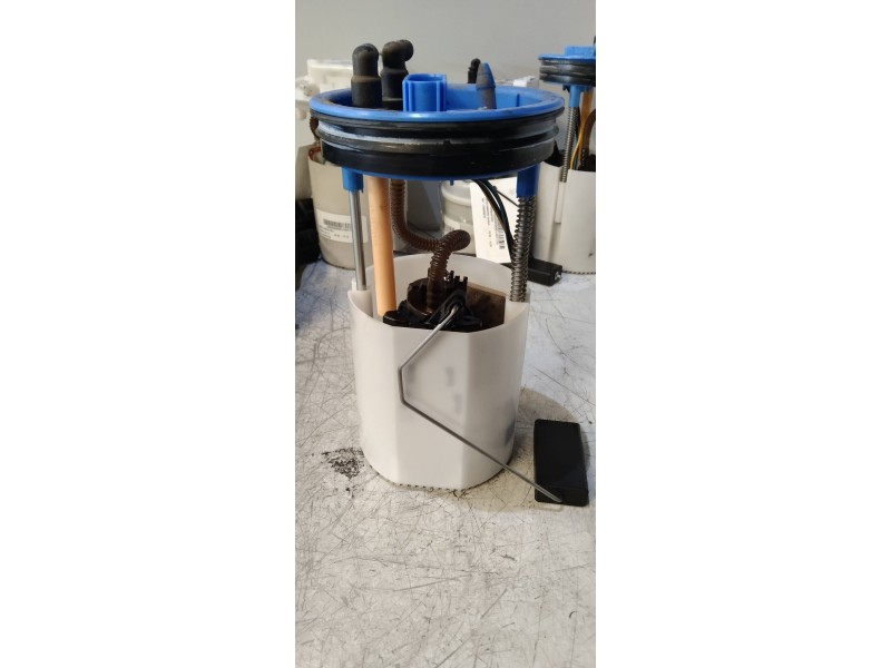 Recambio de bomba combustible para volkswagen polo (6c1) advance bluemotion referencia OEM IAM 6R0919051N A2C92351500 