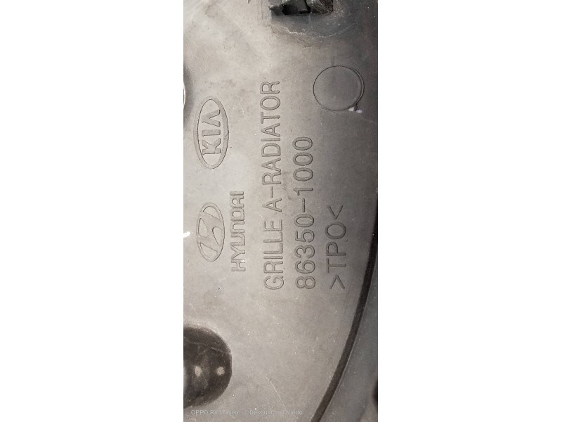 Recambio de rejilla delantera para kia cee´d active referencia OEM IAM 863501000  