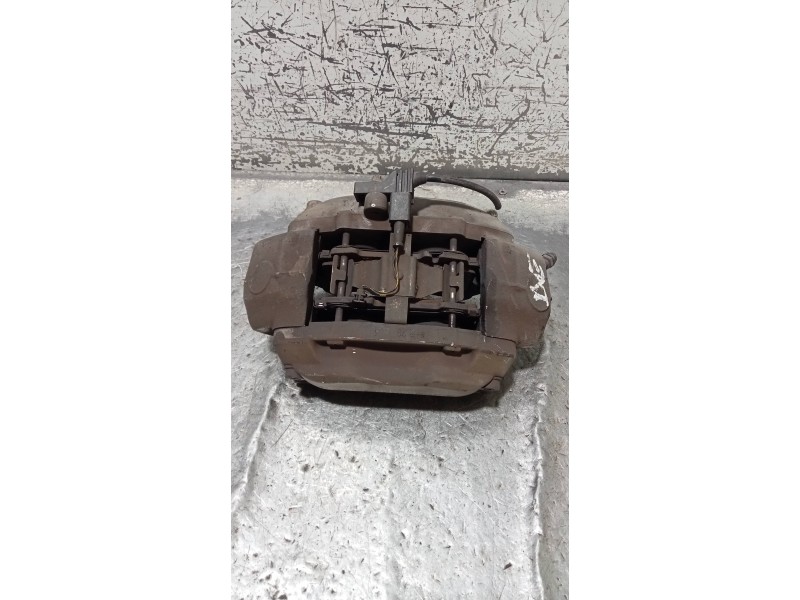 Recambio de pinza freno delantera derecha para mercedes clase cls (w219) 320 cdi (219.322) referencia OEM IAM 20825301  