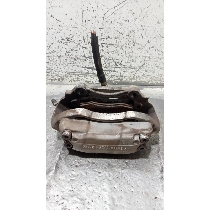 Recambio de pinza freno delantera derecha para mercedes clase cls (w219) 320 cdi (219.322) referencia OEM IAM 20825301  