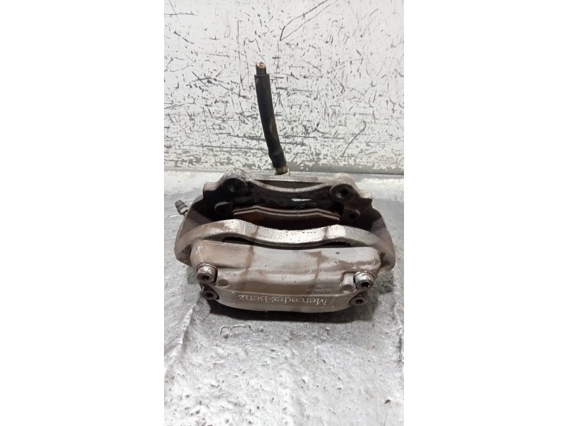 Recambio de pinza freno delantera derecha para mercedes clase cls (w219) 320 cdi (219.322) referencia OEM IAM 20825301  