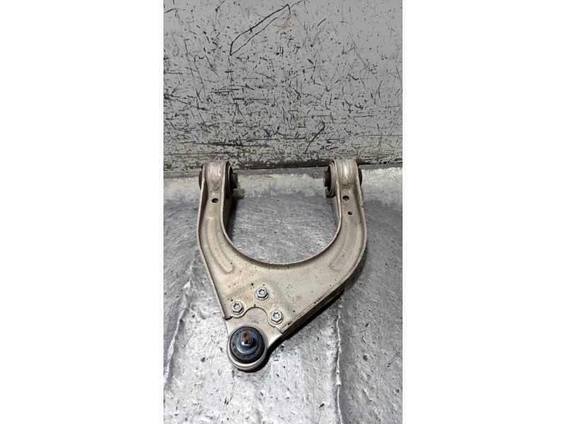 Recambio de brazo suspension superior delantero izquierdo para mercedes clase cls (w219) 320 cdi (219.322) referencia OEM IAM A2