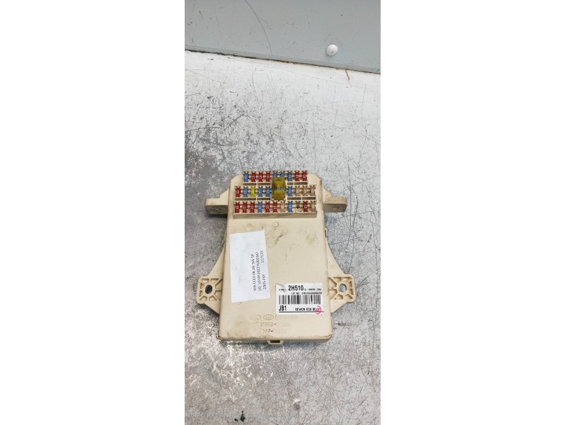 Recambio de caja reles / fusibles para kia cee´d active referencia OEM IAM 919502H510  
