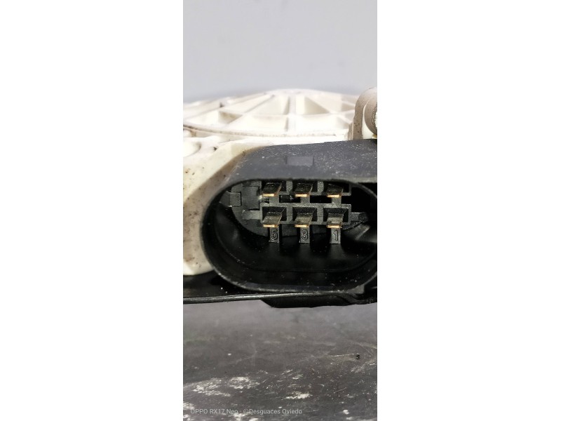 Recambio de elevalunas trasero izquierdo para bmw serie 5 berlina (e60) 520d referencia OEM IAM 6922319  