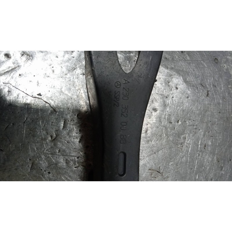 Recambio de brazo suspension inferior trasero derecho para mercedes clase cls (w219) 320 cdi (219.322) referencia OEM IAM A23035