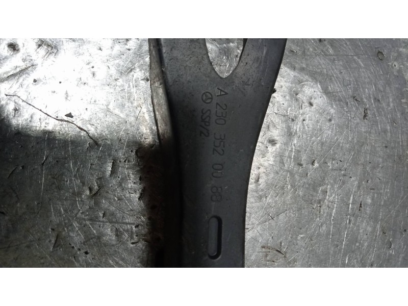 Recambio de brazo suspension inferior trasero derecho para mercedes clase cls (w219) 320 cdi (219.322) referencia OEM IAM A23035