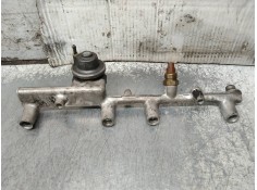 Recambio de rampa inyectora para ford sierra berlina gl referencia OEM IAM 88WF9D280AB  