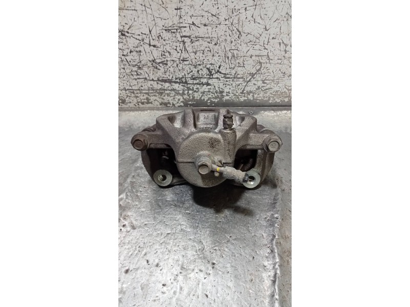 Recambio de pinza freno delantera derecha para ssangyong tivoli crystal 4x2 referencia OEM IAM BC140257  