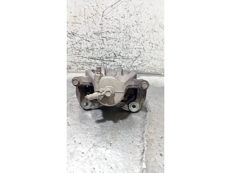 Recambio de pinza freno delantera izquierda para ssangyong tivoli crystal 4x2 referencia OEM IAM BC140257  