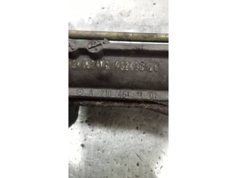 Recambio de cremallera direccion para mercedes clase e (w210) berlina diesel 300 diesel (210.020) referencia OEM IAM 8401955102 