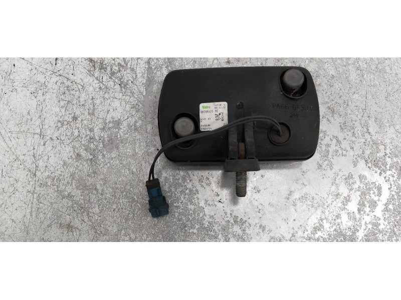 Recambio de faro antiniebla izquierdo para peugeot 306 berlina 3/4/5 puertas (s2) xs referencia OEM IAM   