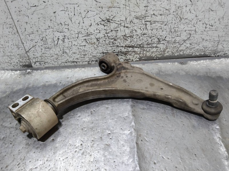 Recambio de brazo suspension inferior delantero derecho para opel astra j lim. sportive referencia OEM IAM   