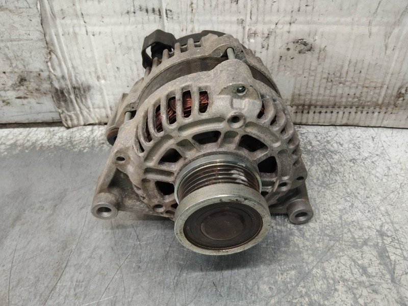 Recambio de alternador para opel astra j lim. sportive referencia OEM IAM 13581885  