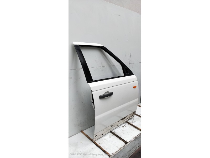 Recambio de puerta delantera derecha para land rover range rover sport v6 td hse referencia OEM IAM   
