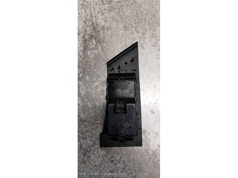 Recambio de mando elevalunas delantero izquierdo para opel astra j lim. sportive referencia OEM IAM 13305011  