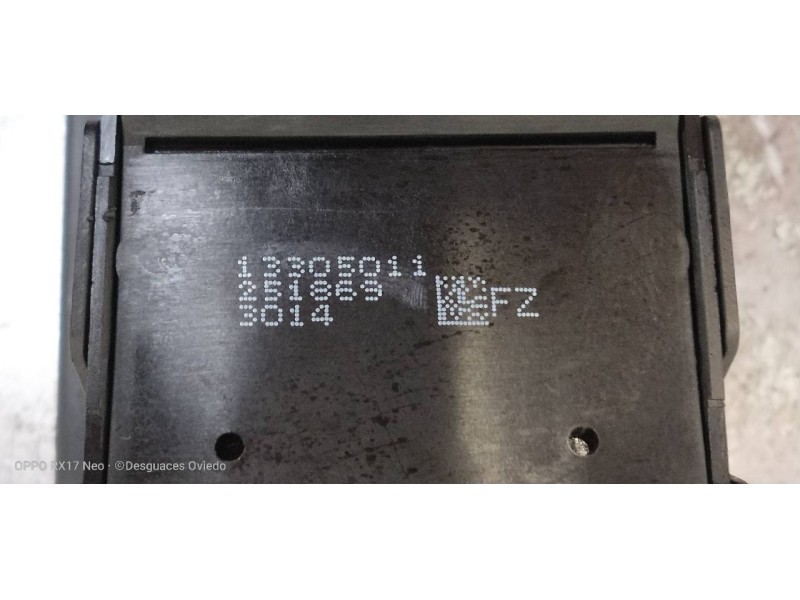 Recambio de mando elevalunas delantero izquierdo para opel astra j lim. sportive referencia OEM IAM 13305011  