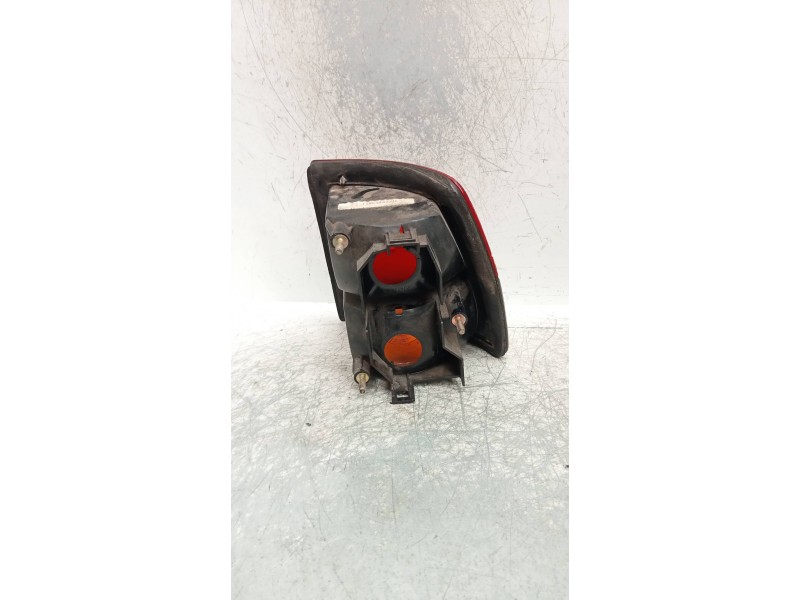 Recambio de piloto trasero izquierdo para seat toledo (1l) 1.9 tdi referencia OEM IAM 1L0945095F  