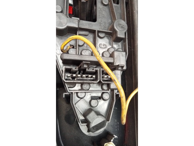 Recambio de piloto trasero izquierdo para peugeot 306 berlina 3/4/5 puertas (s2) xs referencia OEM IAM   