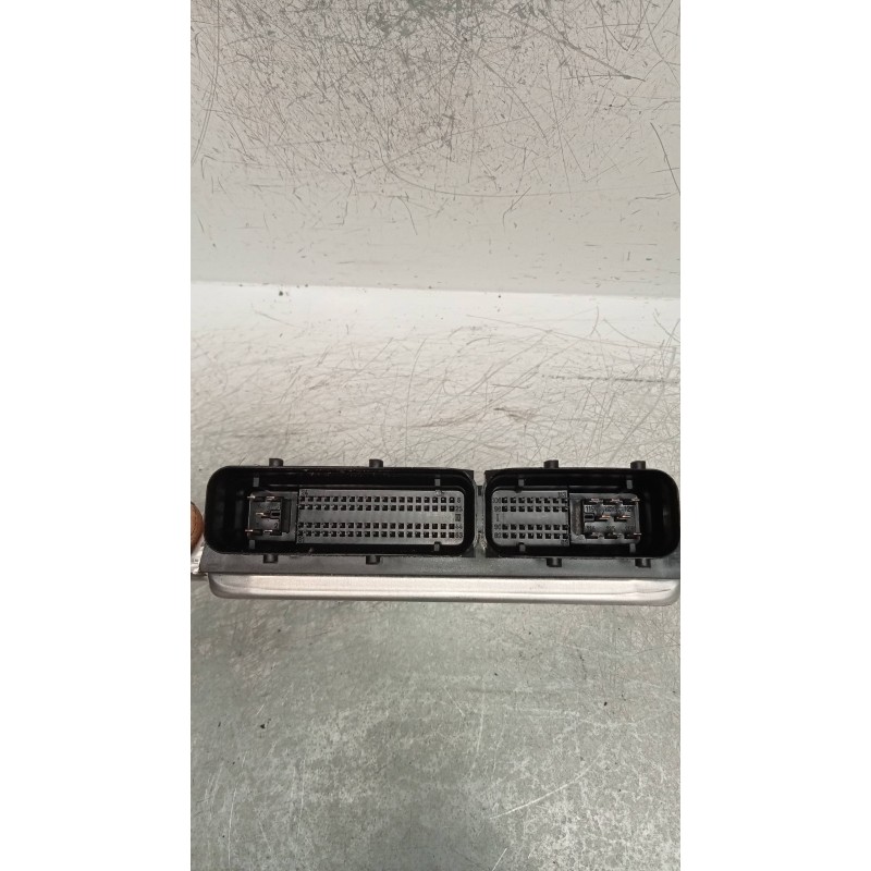 Recambio de centralita motor uce para volkswagen passat berlina (3b3) v6 tdi executive referencia OEM IAM 0281010447 3B1907401B 