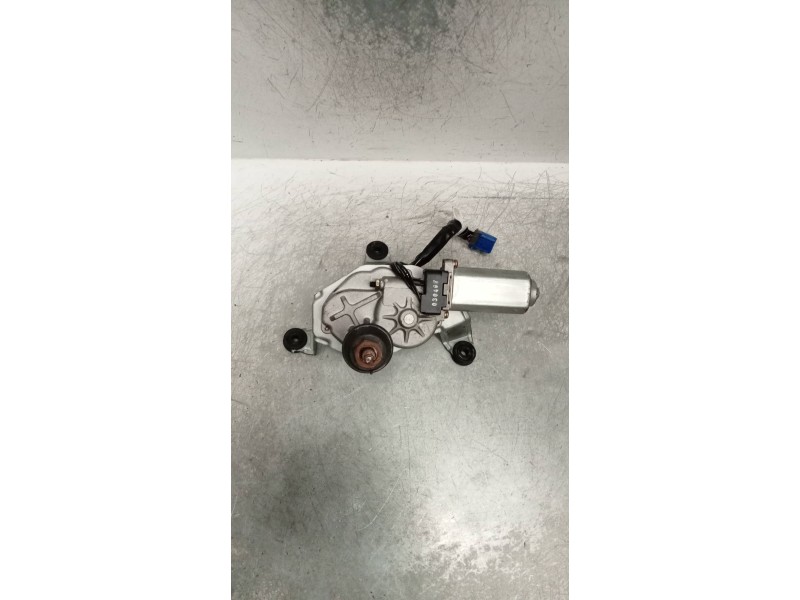 Recambio de motor limpia trasero para kia sorento 2.5 crdi ex referencia OEM IAM 987003E000  