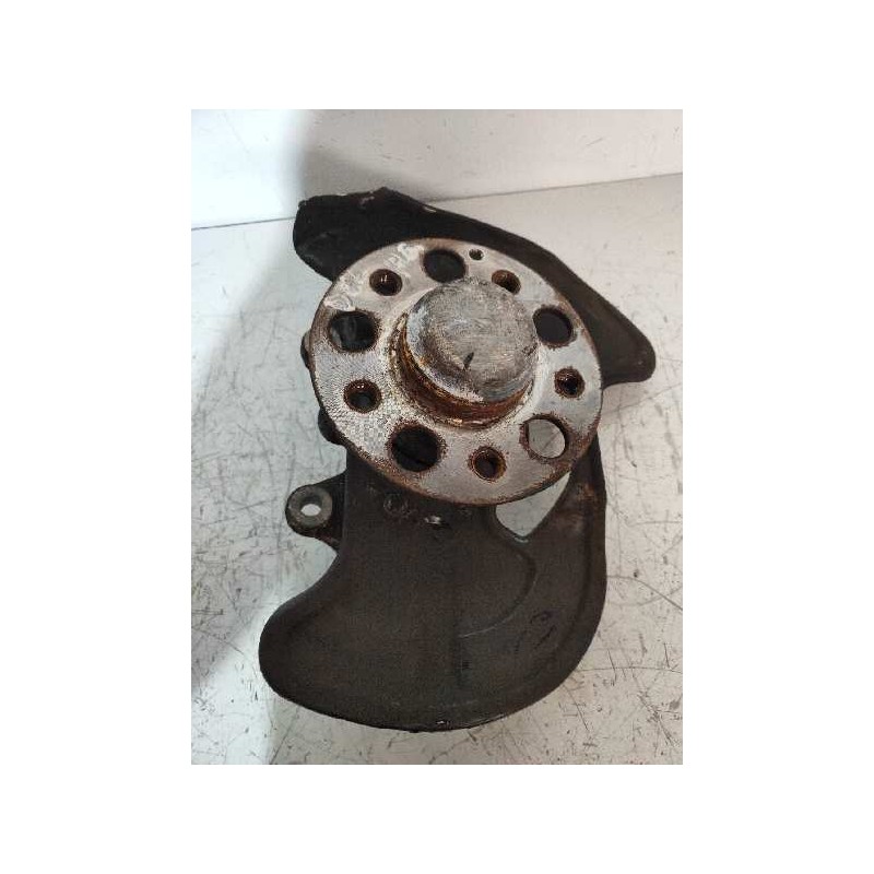 Recambio de mangueta delantera izquierda para mercedes clase c (w204) berlina c 220 cdi blueefficiency (204.002) referencia OEM 