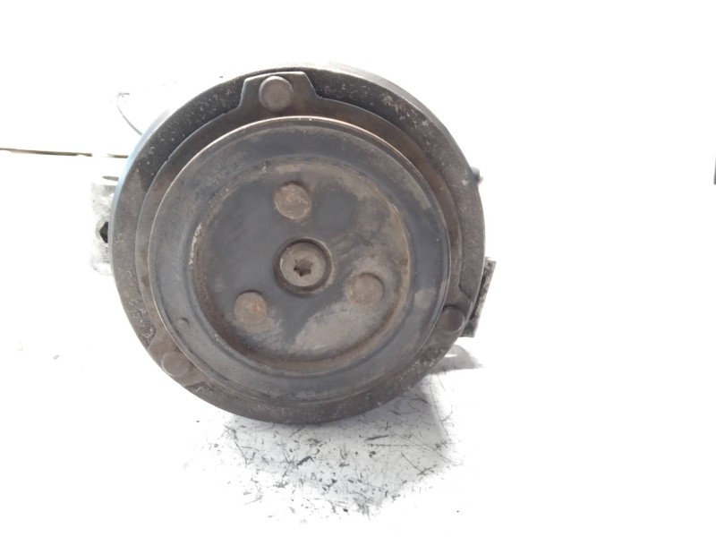 Recambio de compresor aire acondicionado para bmw serie 3 berlina (e46) 320d referencia OEM IAM 3R41045010 64526905643 