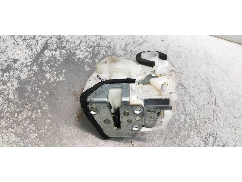Recambio de motor cierre centralizado trasero izquierdo para suzuki sx4 rw (ey) gl+ referencia OEM IAM   