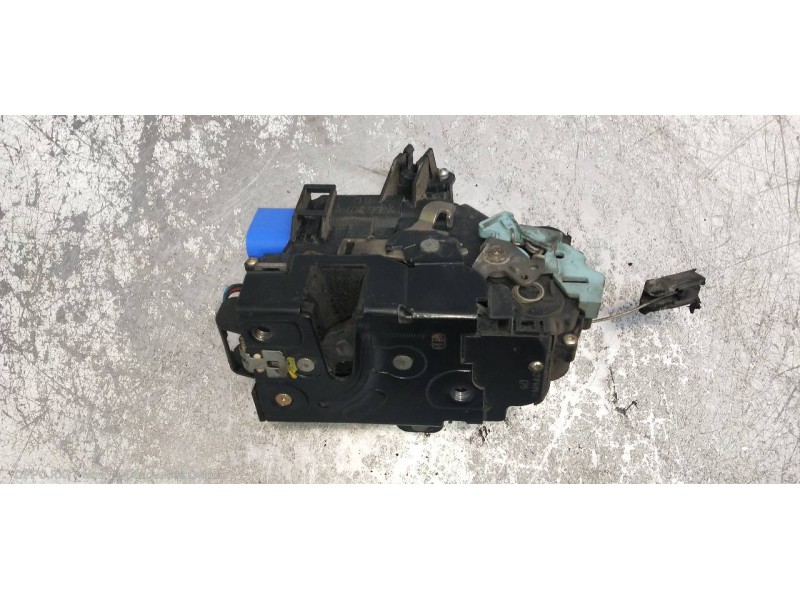 Recambio de motor cierre centralizado delantero derecho para seat altea (5p1) reference referencia OEM IAM 3D1837016  