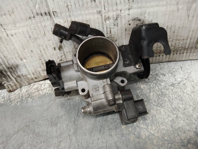 Recambio de caja mariposa para kia cee´d active referencia OEM IAM 351002B000  