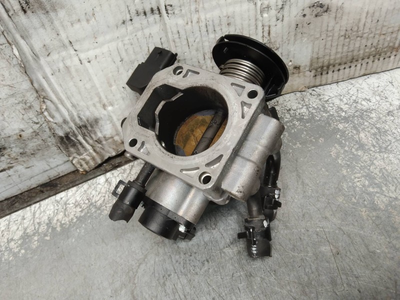 Recambio de caja mariposa para kia cee´d active referencia OEM IAM 351002B000  