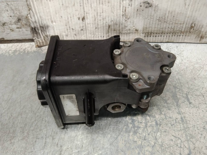 Recambio de bomba direccion para bmw serie 5 berlina (e60) 520d referencia OEM IAM   