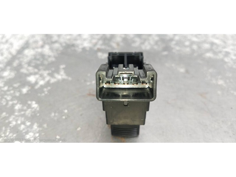 Recambio de mando elevalunas delantero derecho para suzuki sx4 rw (ey) gl+ referencia OEM IAM   